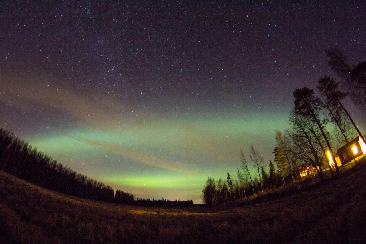 Kalliomajat Ylivalli Exteriör bild