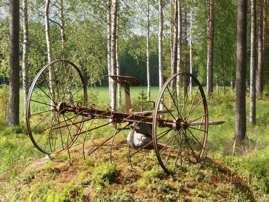 Kalliomajat Ylivalli Exteriör bild