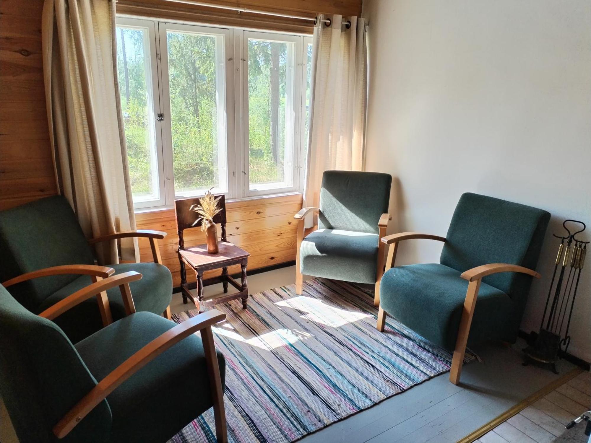 Kalliomajat Ylivalli Exteriör bild